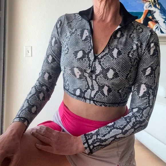 Adam Selman Python print cropped top sweatshirt zipper S $180 NEW - Picture 6 of 10